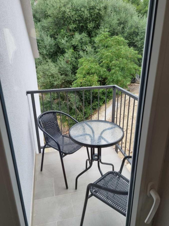Apartmani Tolj ماكارسكا المظهر الخارجي الصورة