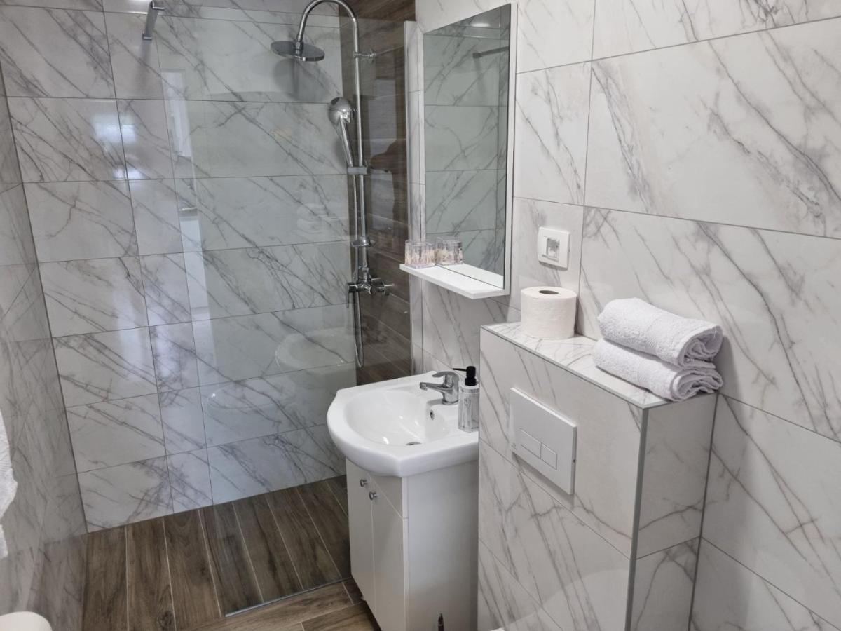 Apartmani Tolj ماكارسكا المظهر الخارجي الصورة