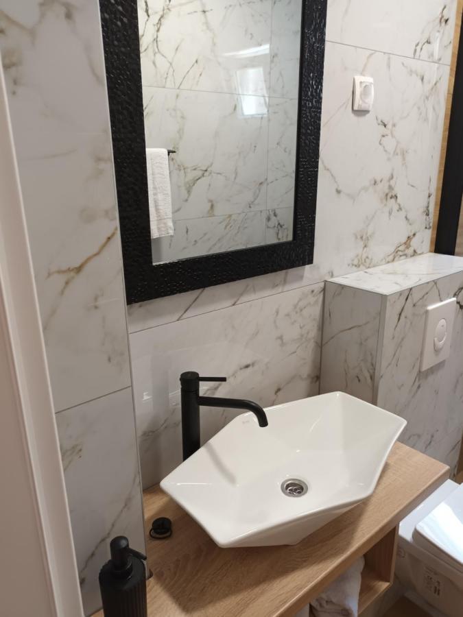 Apartmani Tolj ماكارسكا المظهر الخارجي الصورة