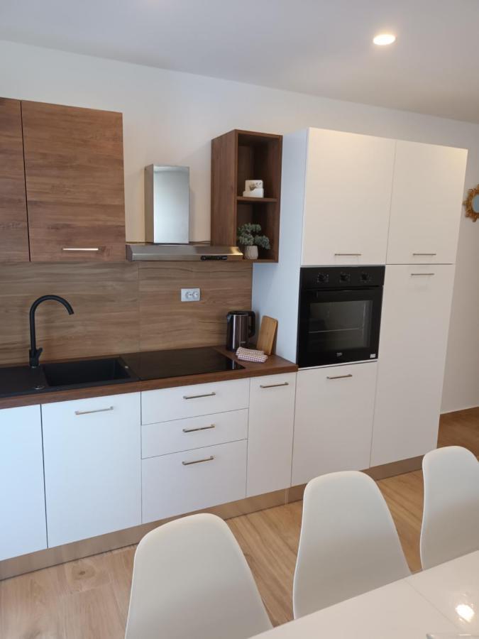 Apartmani Tolj ماكارسكا المظهر الخارجي الصورة