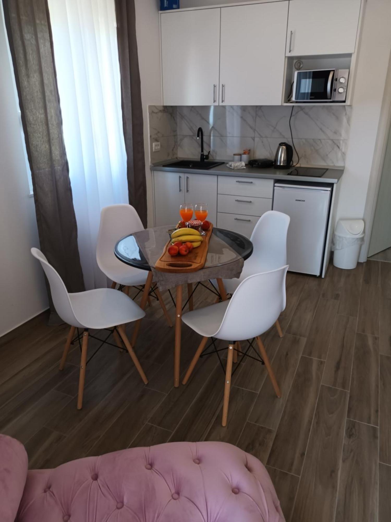 Apartmani Tolj ماكارسكا المظهر الخارجي الصورة